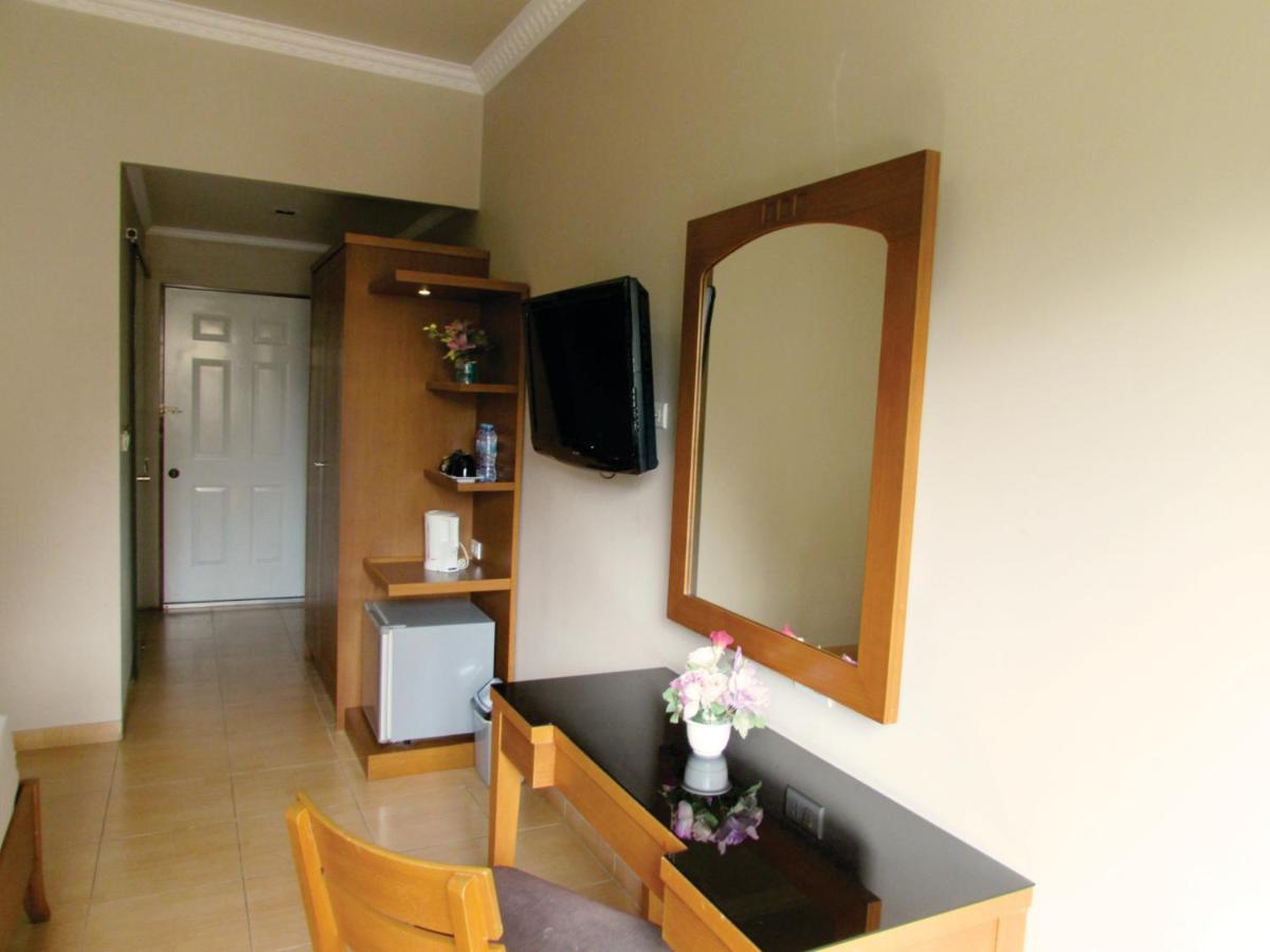 U Village Hotel And Villa Μπαντούνγκ Εξωτερικό φωτογραφία