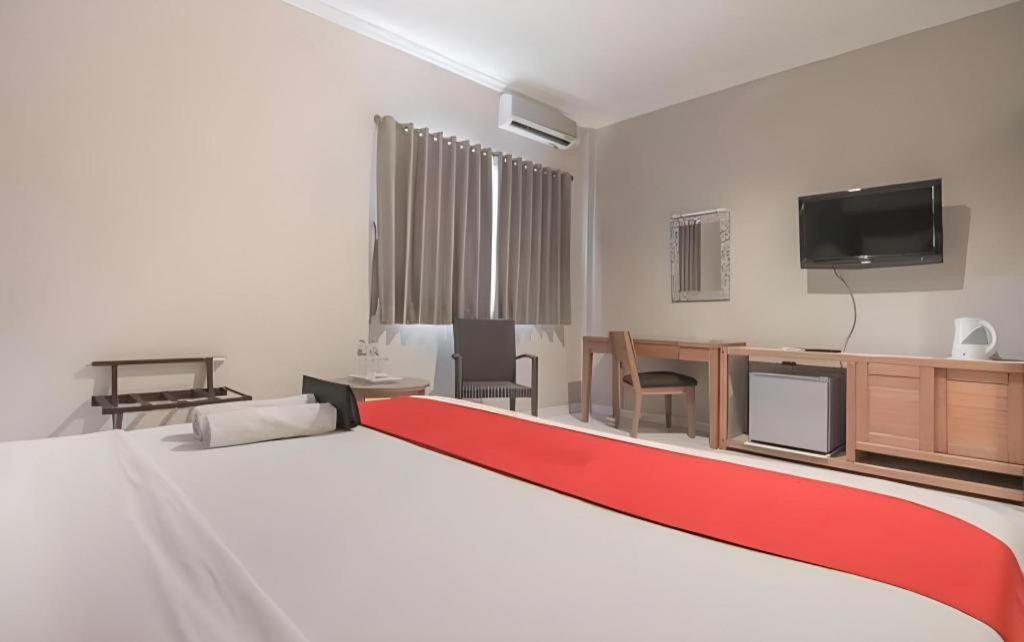 U Village Hotel And Villa Μπαντούνγκ Εξωτερικό φωτογραφία